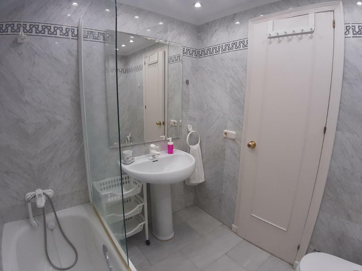 Spacious beach flat in Fuengirola - Los Boliches Exterior foto